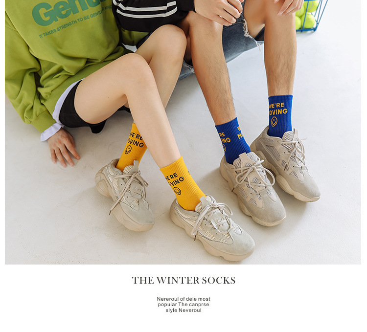 Meias Mid-Calf Carinhas Sorridentes