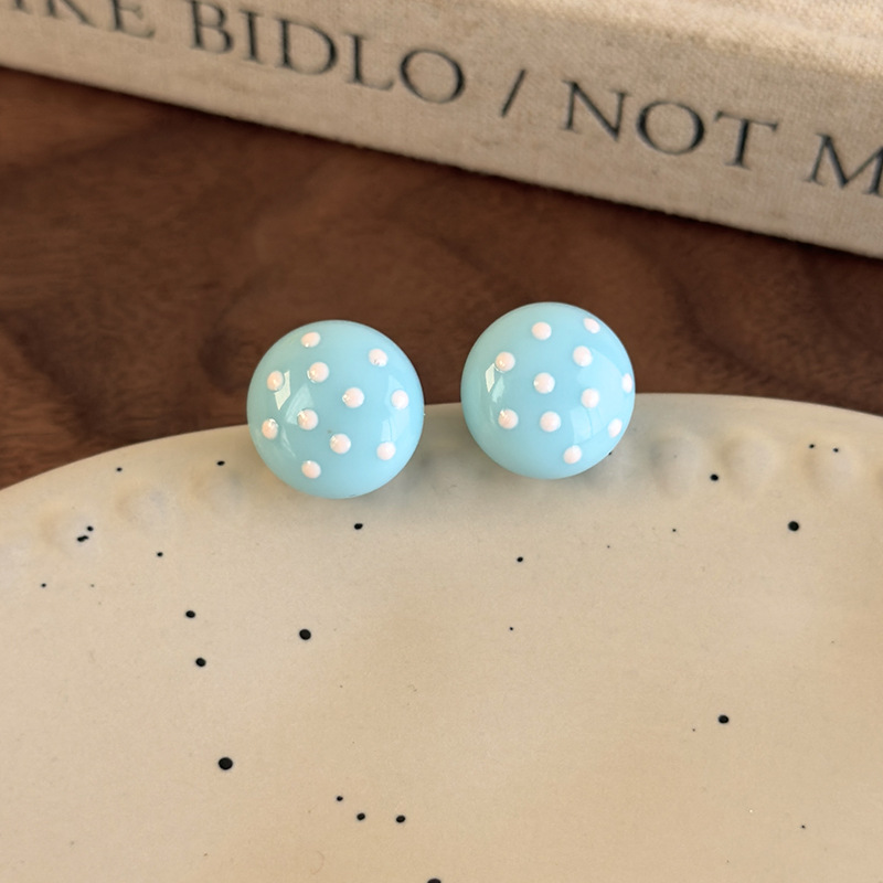 버섯 스터드 귀걸이