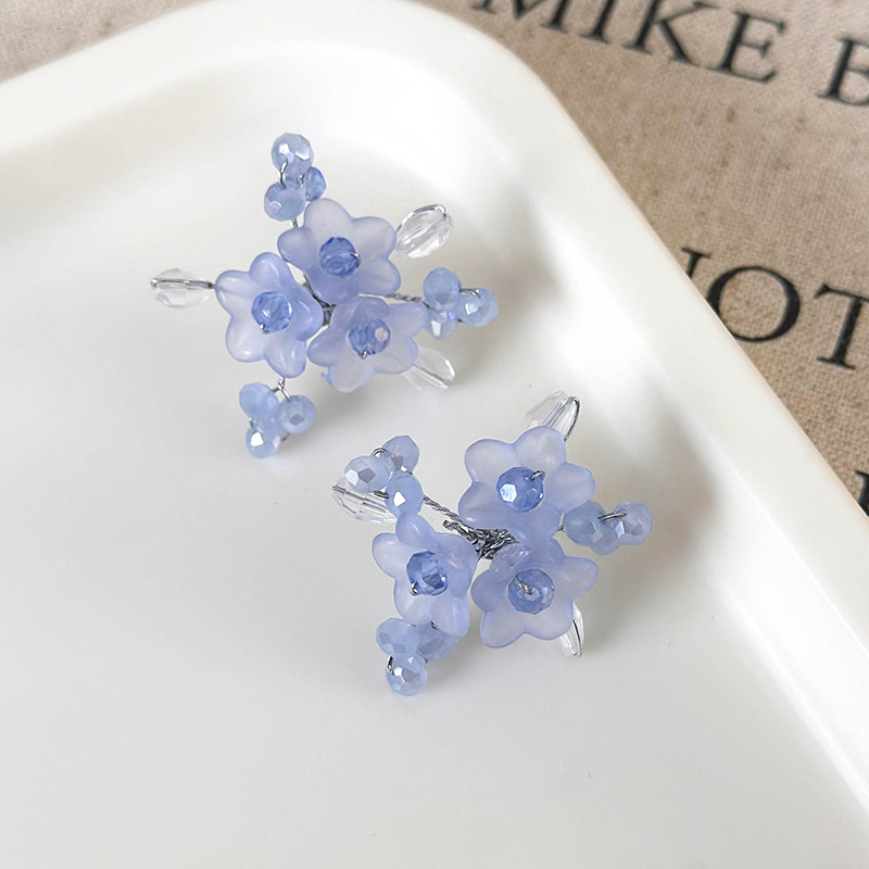 Anting Tindik Bunga Biru