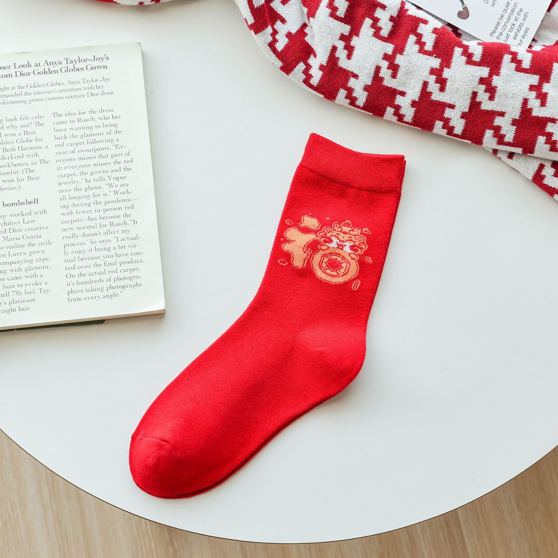 Röda bomullsstrumpor mid-calf för damer