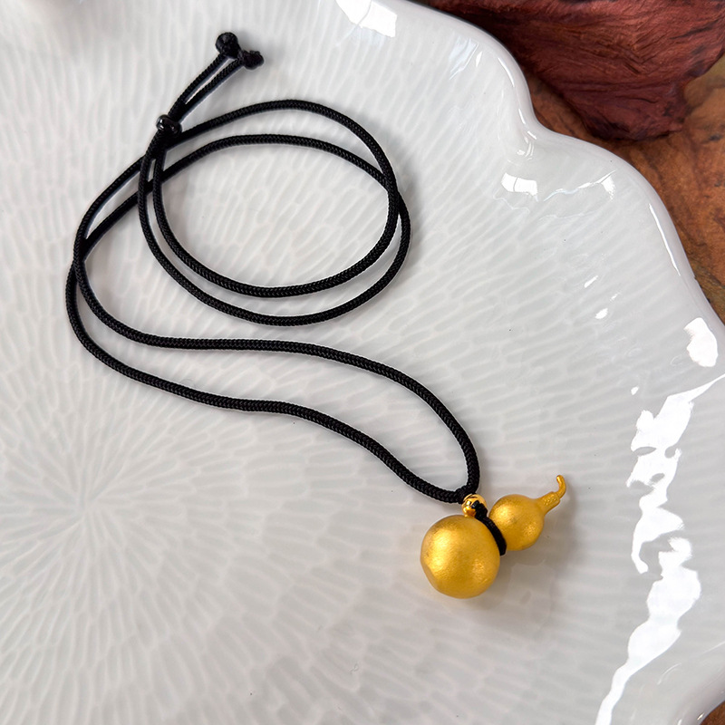 ひょうたんペンダントネックレス