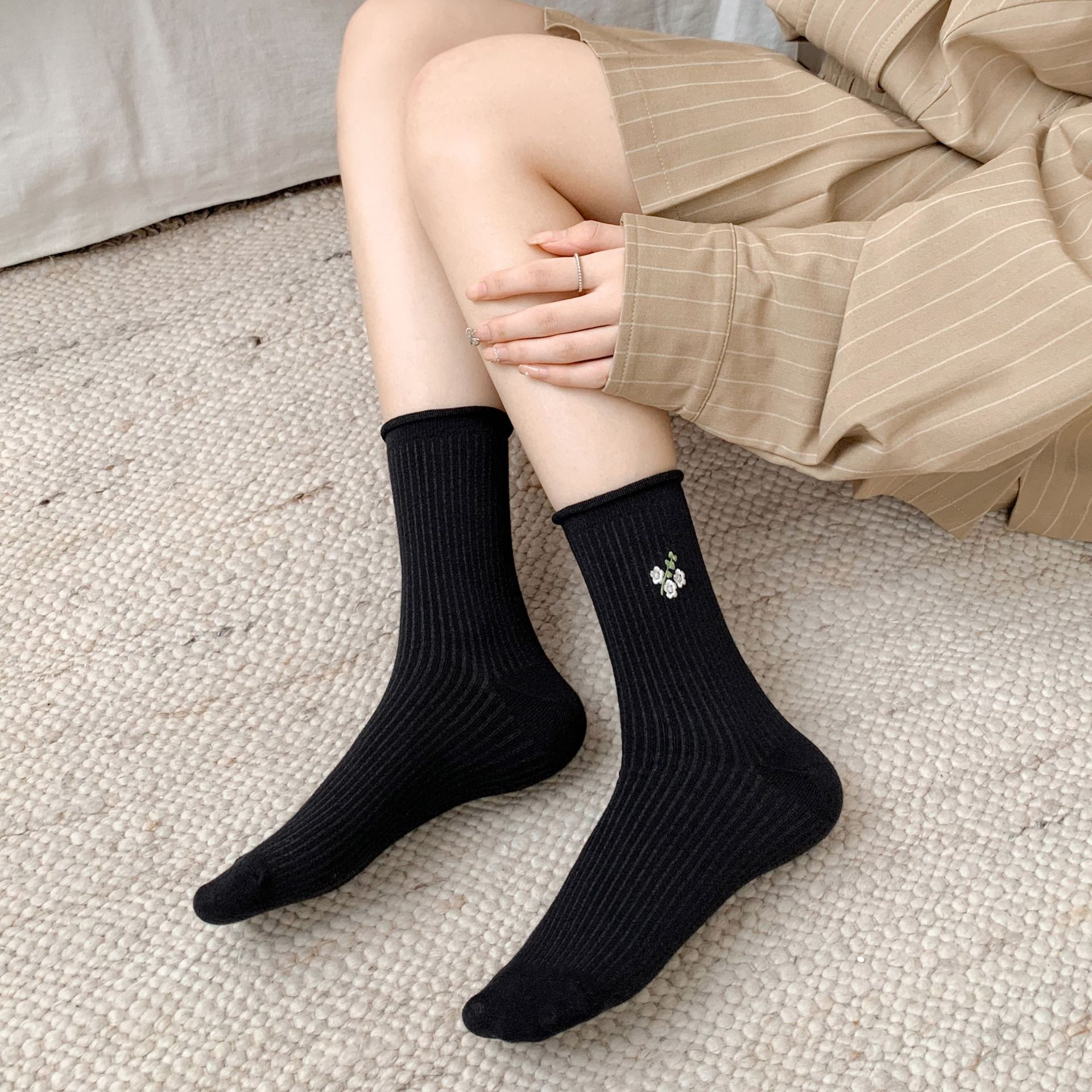Meias Femininas Bordadas Florais