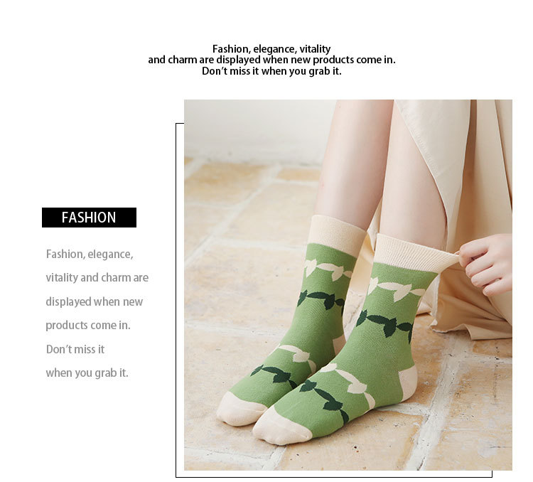 Women's Mid-Calf Socks
