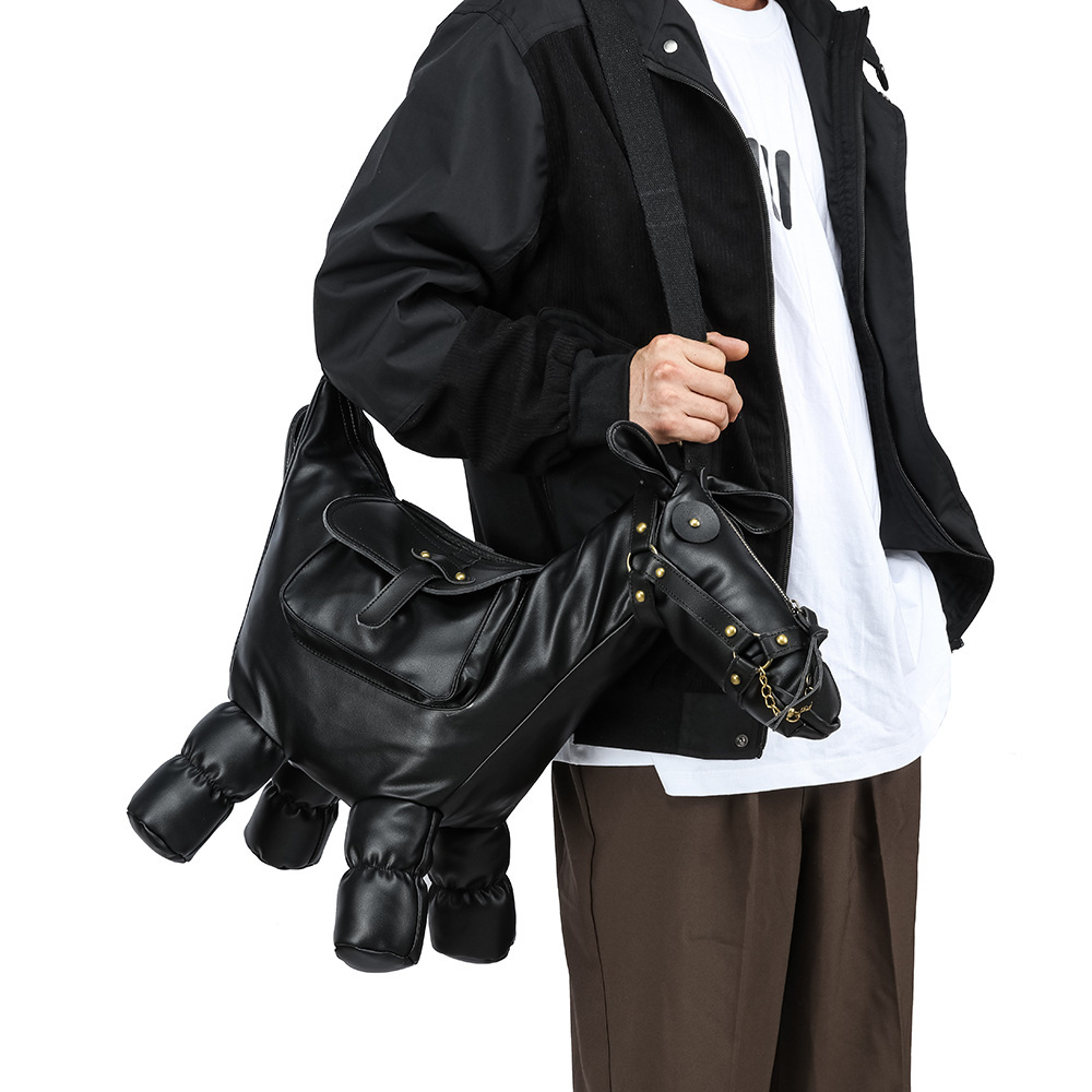 Borsa a tracolla e zaino per uomo