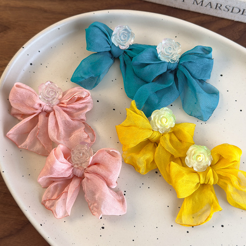 أقراط شيفون ربطة ووردة