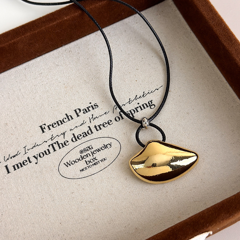 Кулон-Хмара з Емаллю