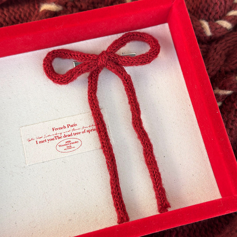 Pinza de Pelo con Lazo Rojo