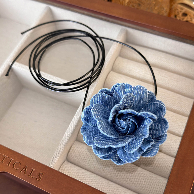 Bloemen Choker Ketting