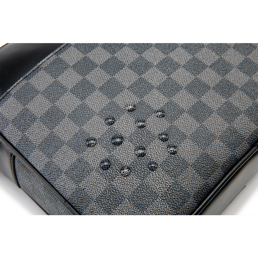 Túi đeo chéo nam kẻ caro