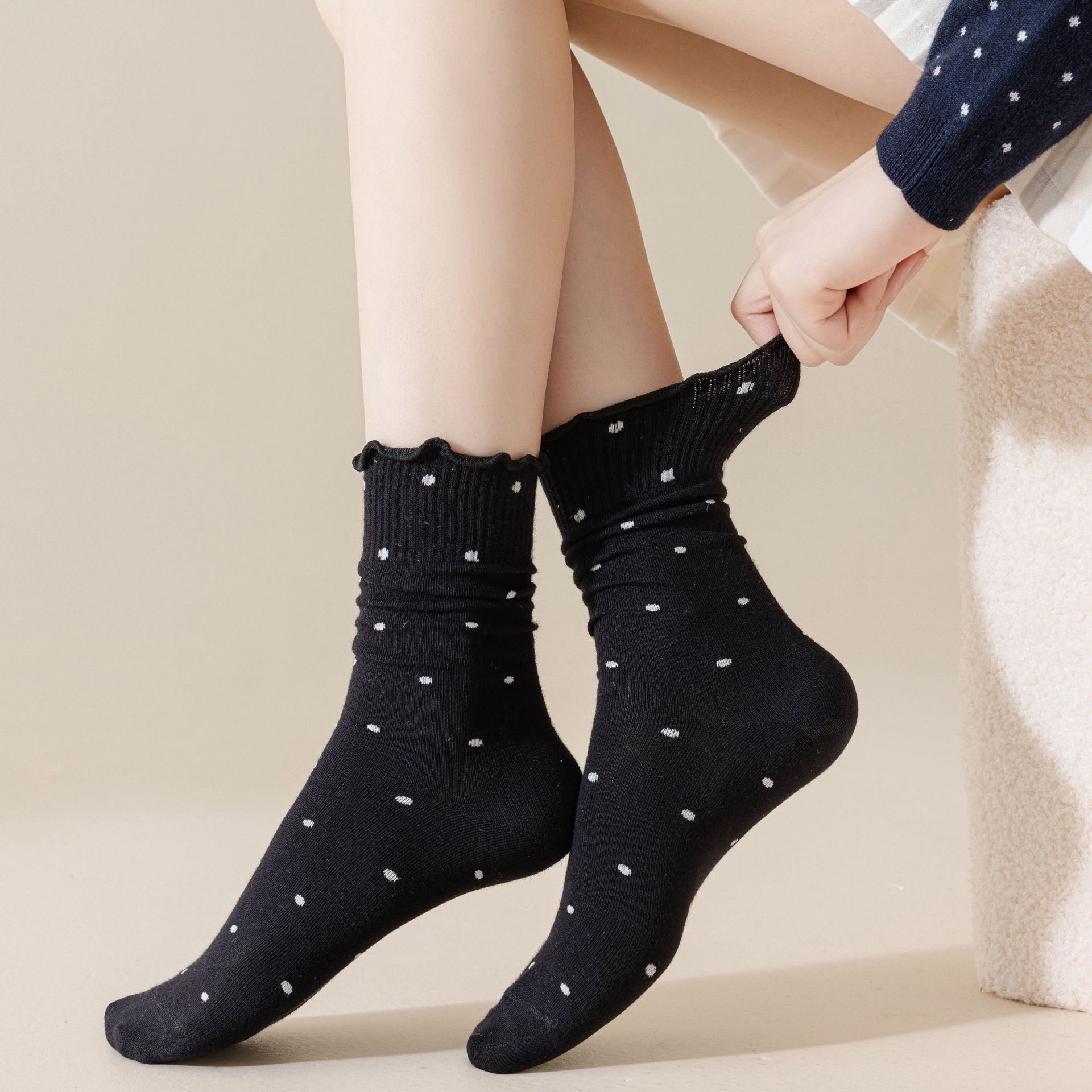 Meias com babados respiráveis