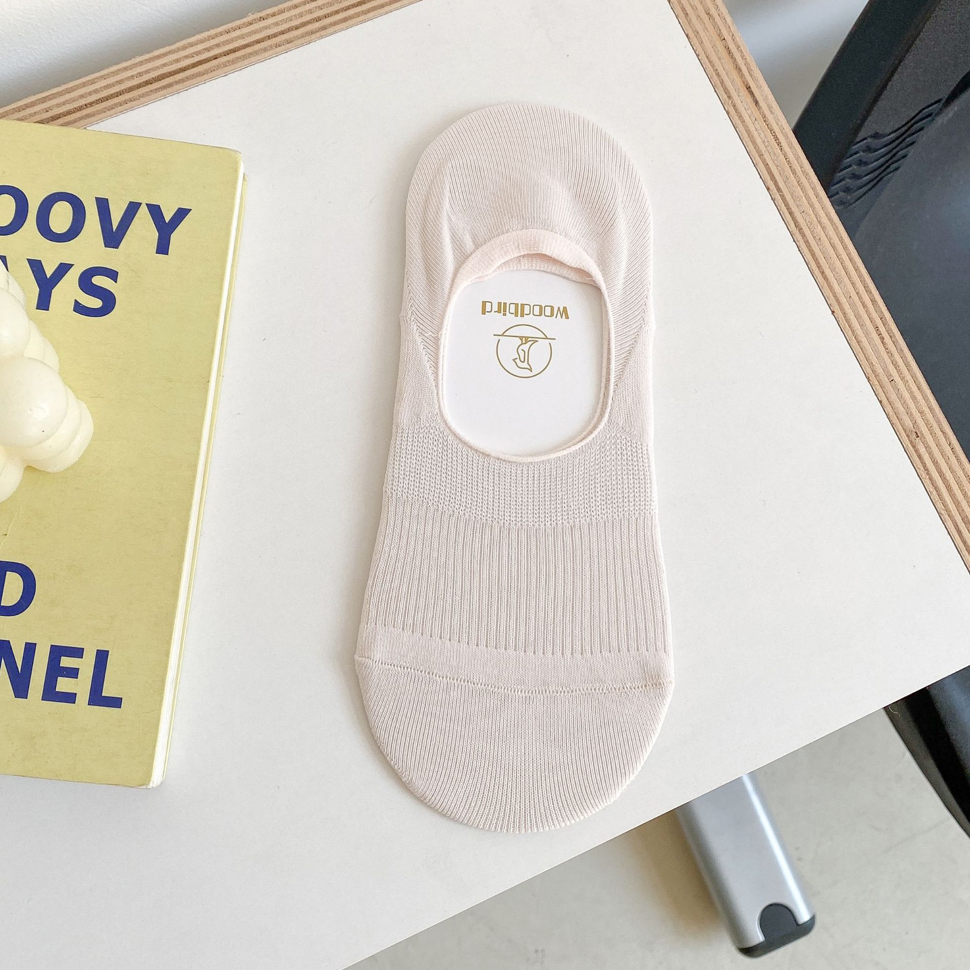 Neviditelné ponožky