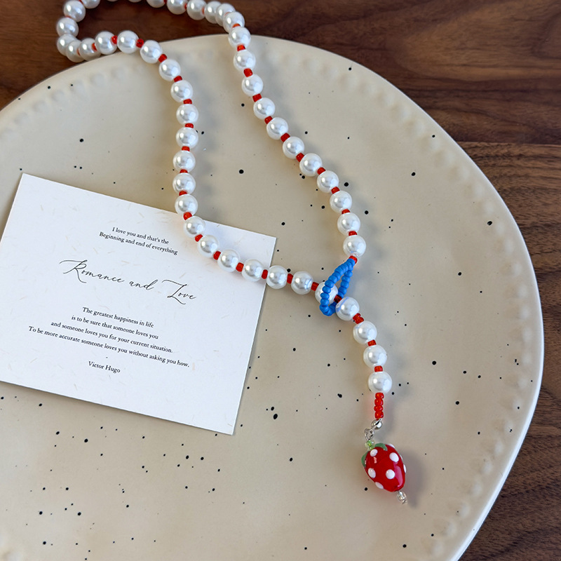 Намисто-чокер з полуничною перлиною