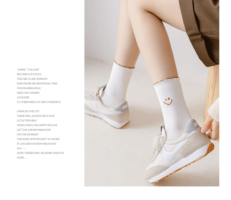 Meias Mid-Calf com Renda