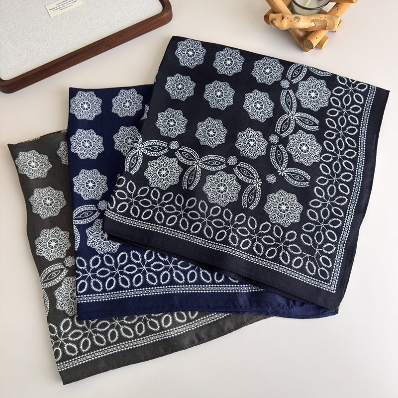 Geometrisches Quadratisches Tuch für Frauen