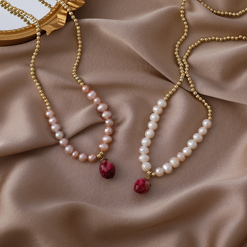 Набір браслета та намиста з консервованою трояндою