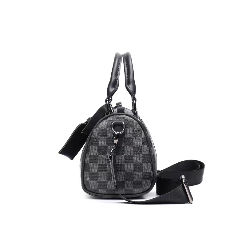 メンズクロスボディバッグ