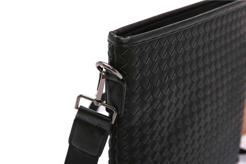 남성 핸드웨븐 크로스바디 백