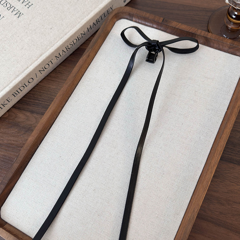 Spinki do Włosów ze Skórzaną Kokardą w Kolorze Mlecznej Herbaty