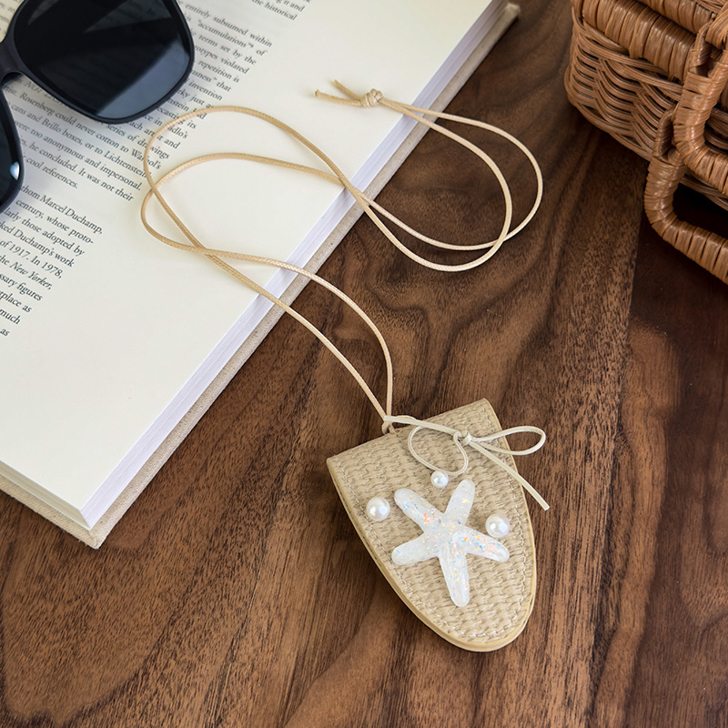 Straw Starfish Glasses Chain
