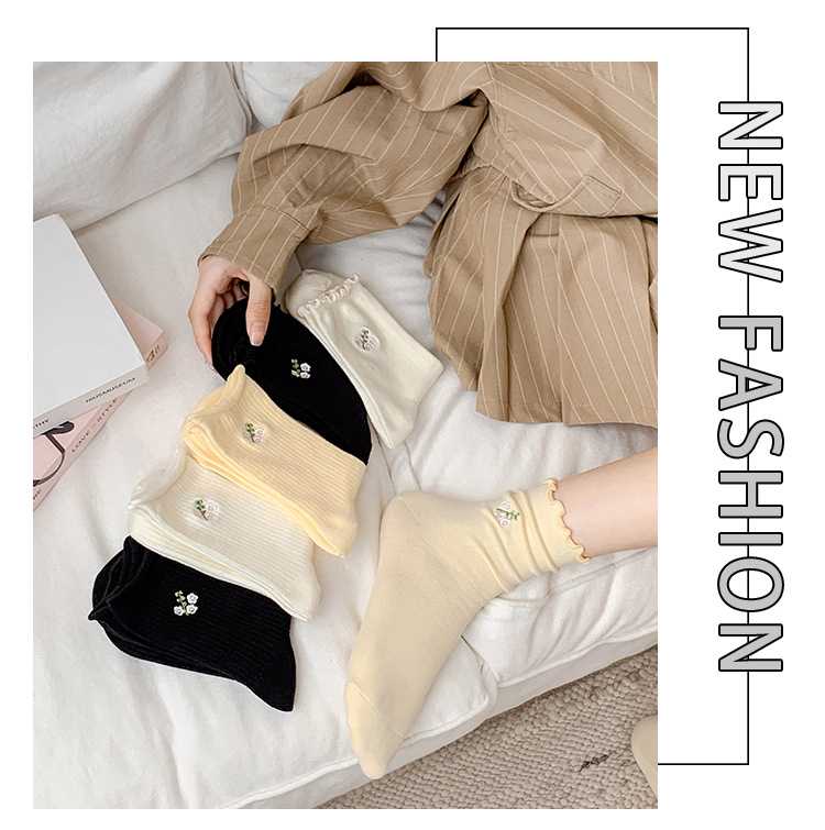 Meias Femininas Bordadas Florais