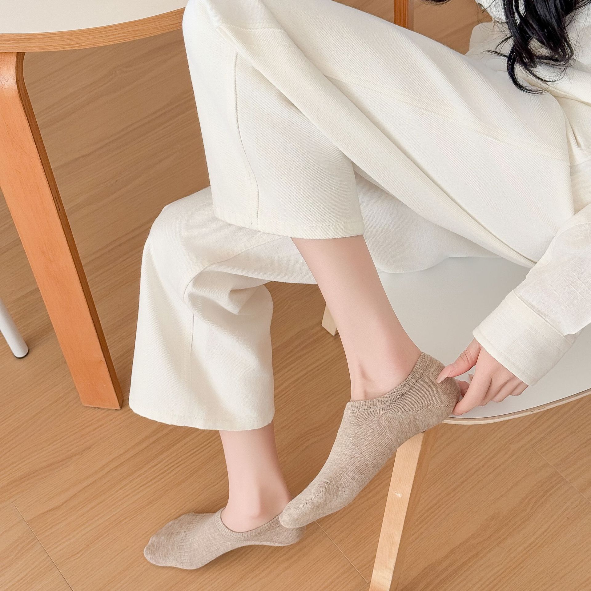 جوارب نسائية غير مرئية من القطن