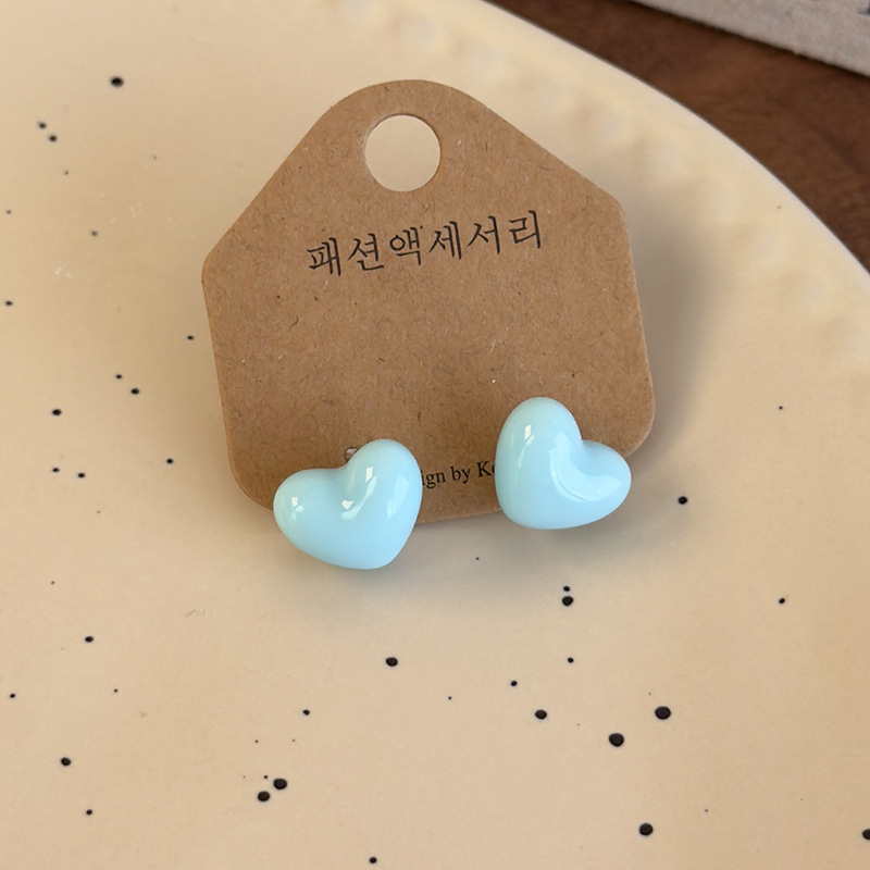 하트 모양 귀걸이