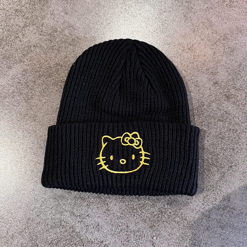 قبعة صوفية كارتونية