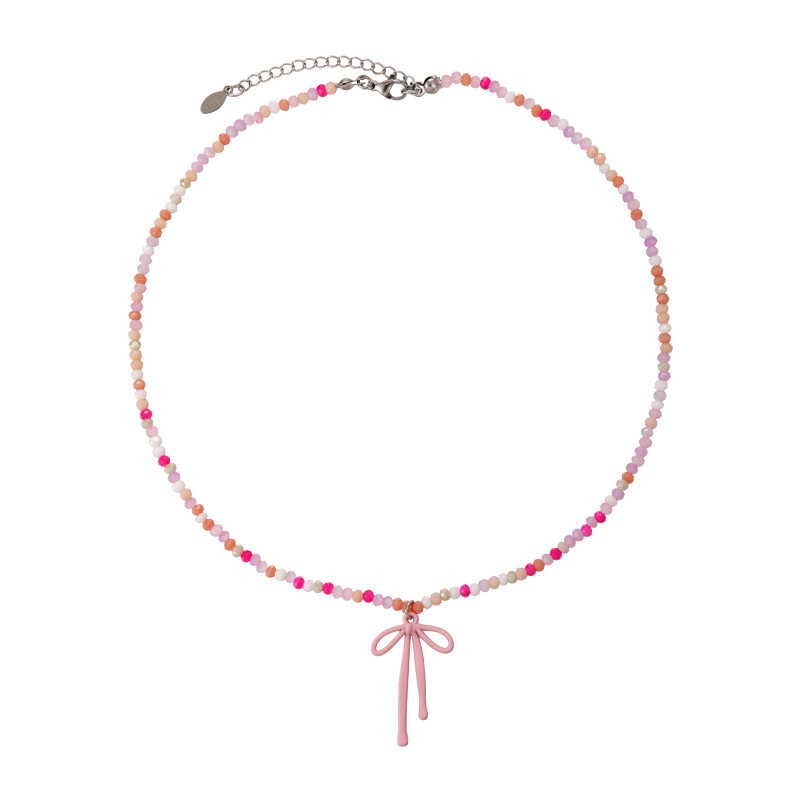 قلادة حبة زجاج مع إطار