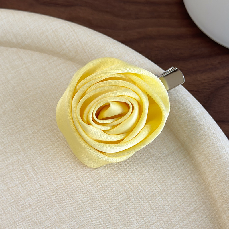 Pinza para el Cabello de Rosa Amarilla 3D