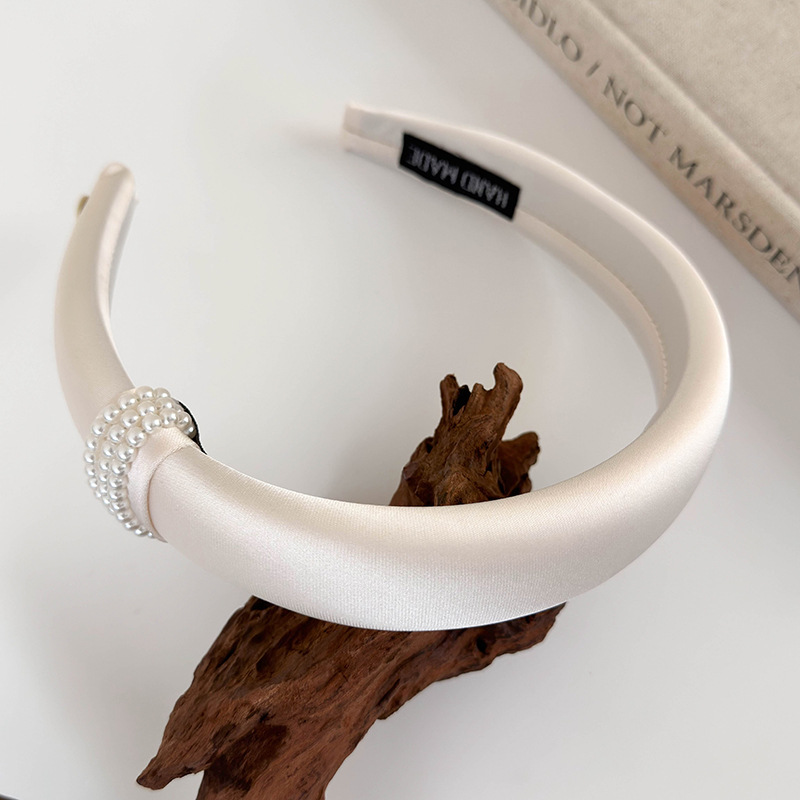 Diadema de Perlas Negras