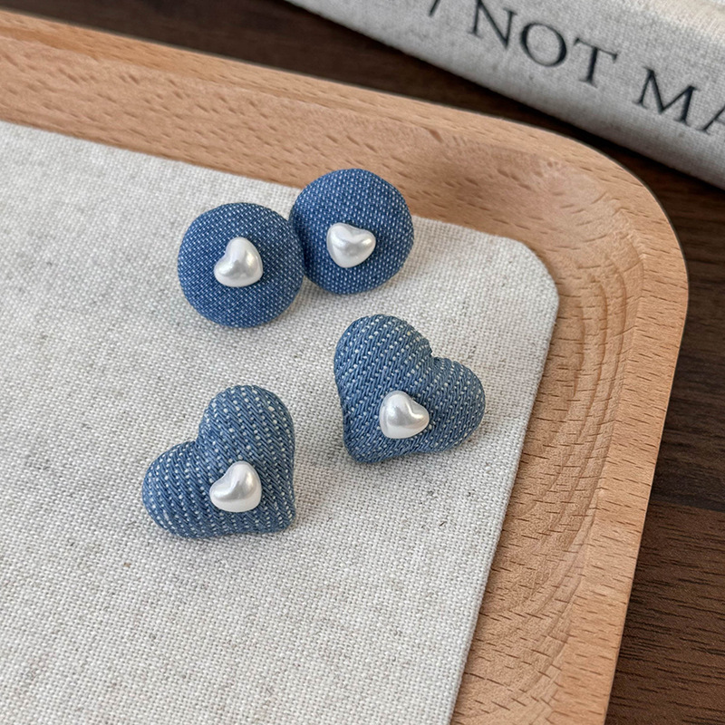 Orecchini Cuore e Tondo Blu Chiaro