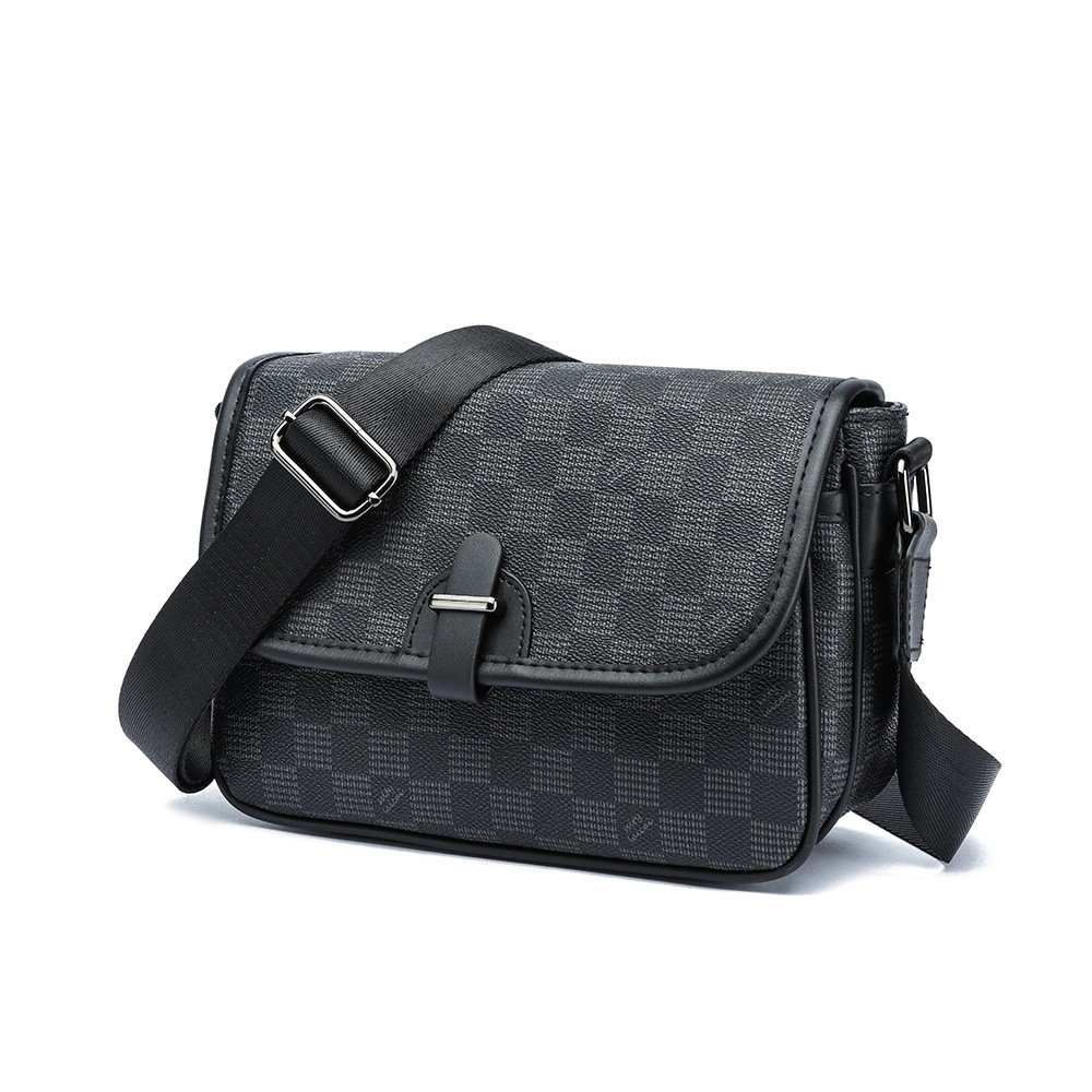 Túi đeo chéo nam kẻ caro