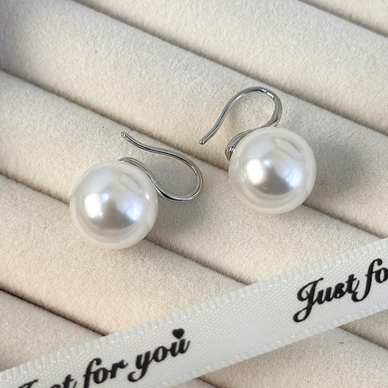 Pearl Earrings