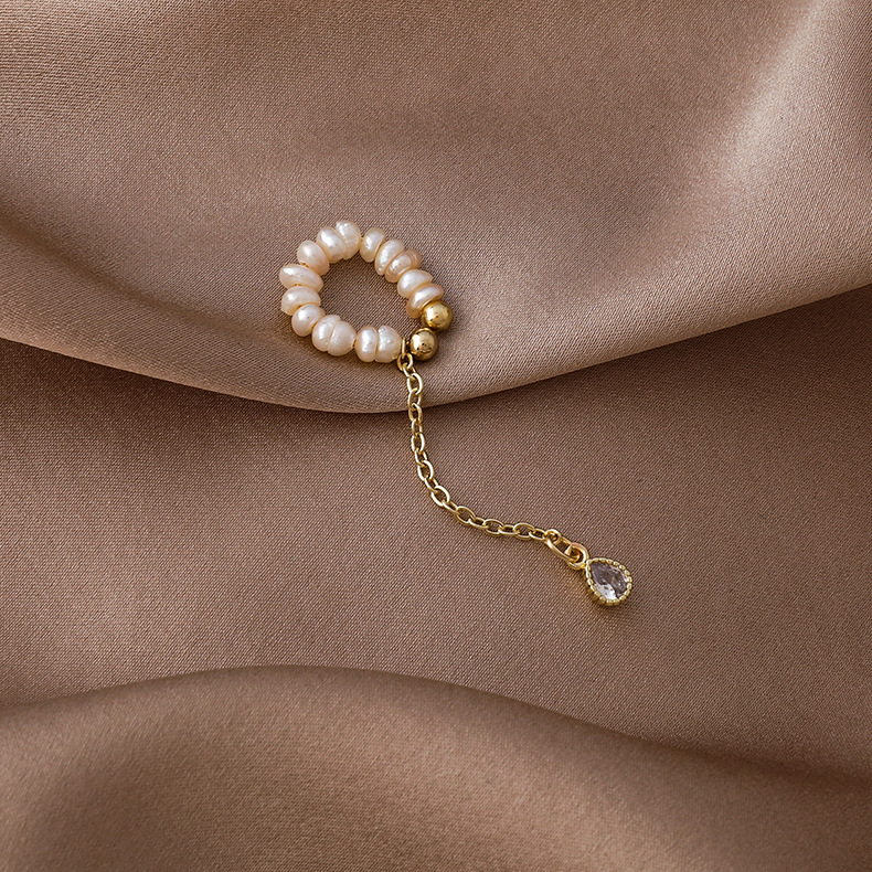 Sötvattenspärla Tofs Öronklämma