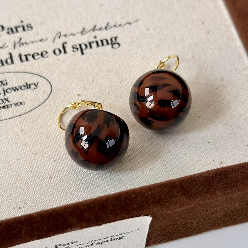 Сережки-кульки з леопардовим принтом