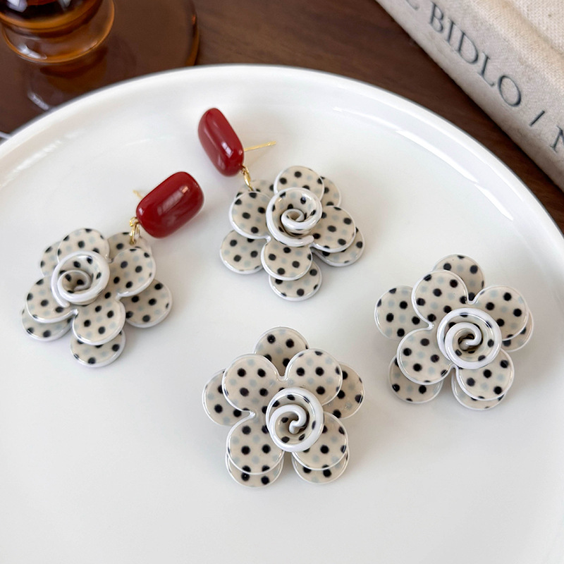 재패니즈 빈티지 이어 스터드