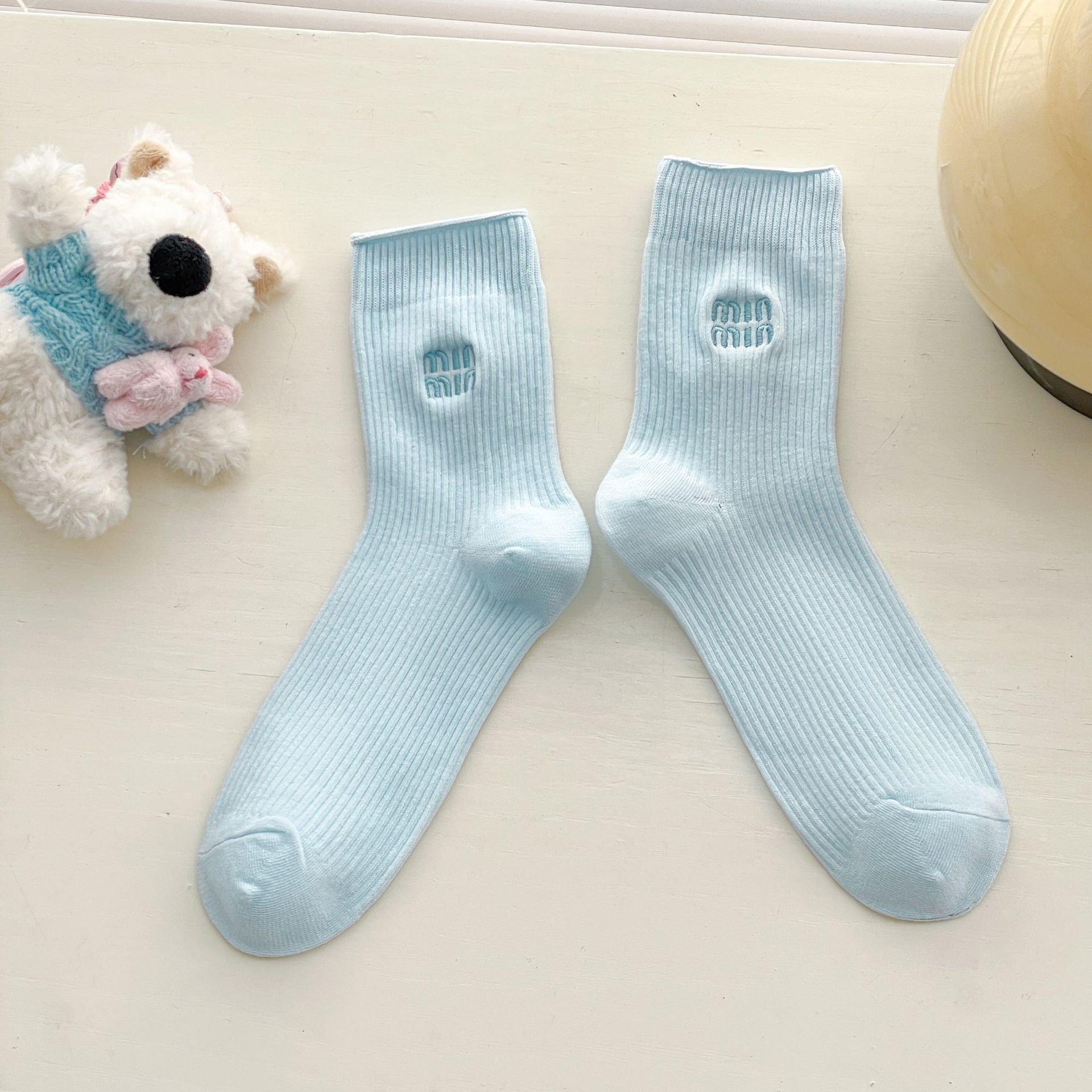 Meias Scrunch com Bordado de Letras