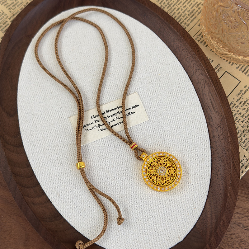 Кулон-компас геометричний