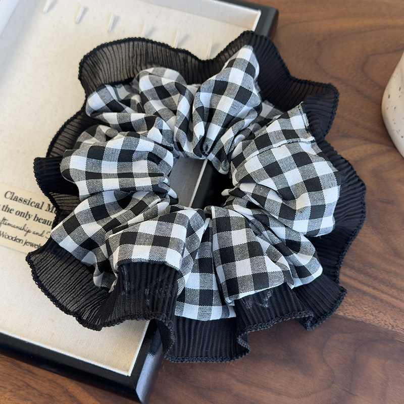 ブラック＆ホワイト格子レーススクランチー