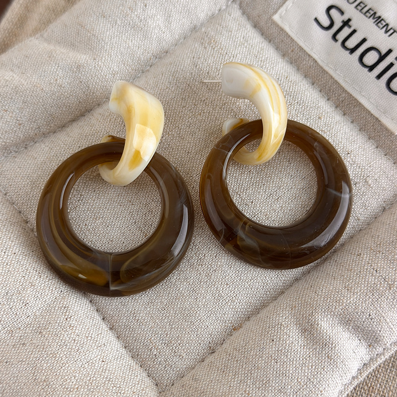 ต่างหูฮูปทรงเรขาคณิตสีน้ำตาลวินเทจ