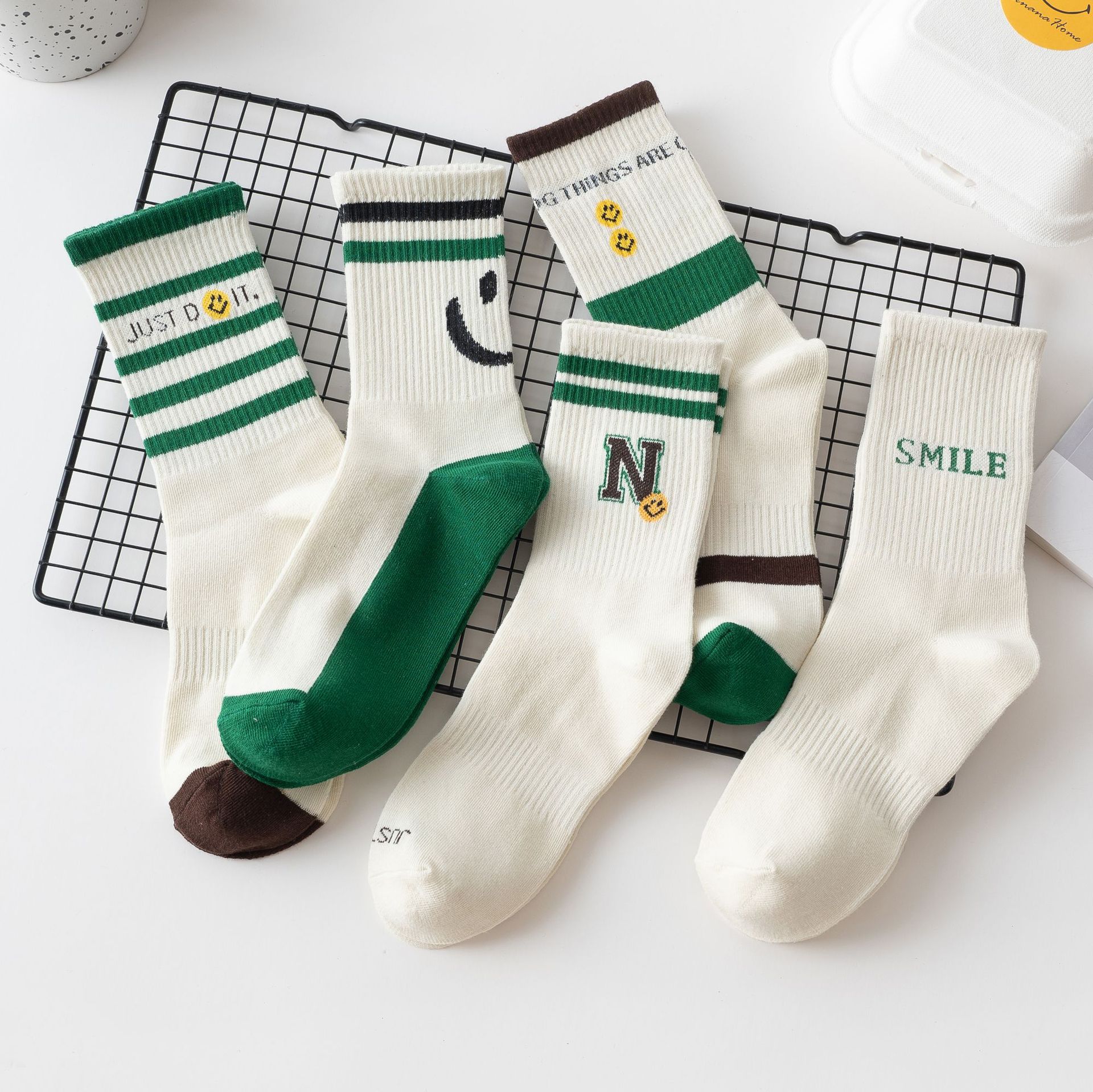 ถุงเท้าผู้หญิง Mid-Calf