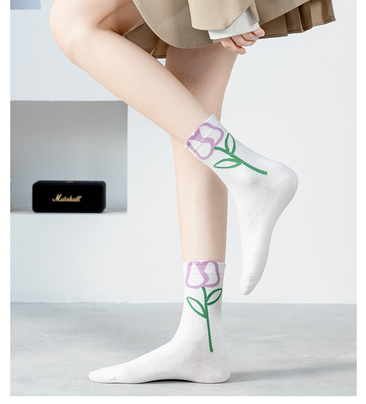 ถุงเท้ายาวครึ่งน่องผ้าฝ้ายลายดอกไม้สำหรับผู้หญิง