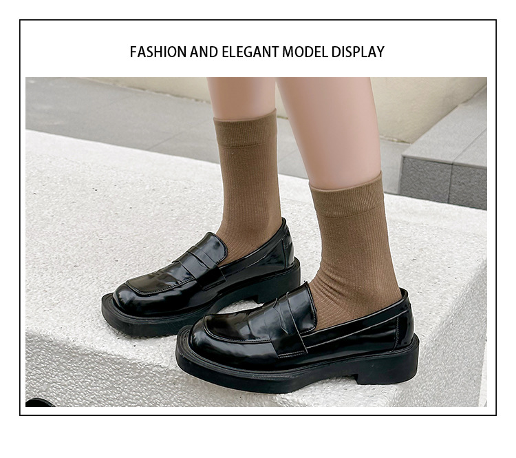 Meias Cano Médio Riscas para Mulher