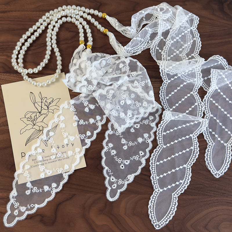 Багатофункціональний шарф з перловим мереживом