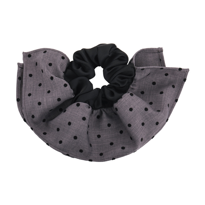 グレー水玉スクランチー
