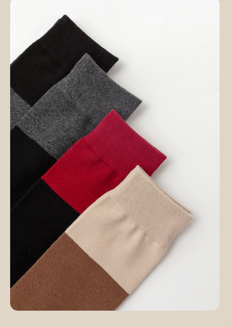 Meias com Bloqueio de Cor