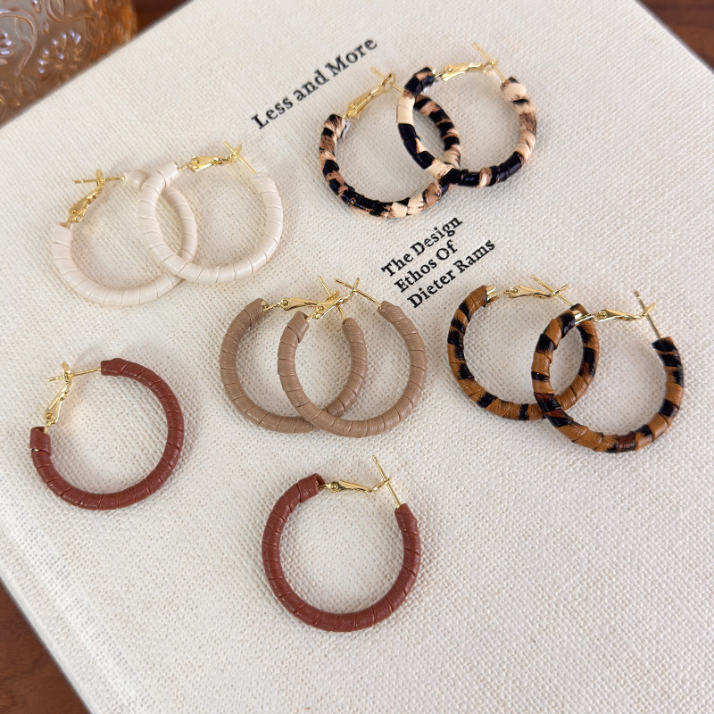 Brincos Argola com Couro