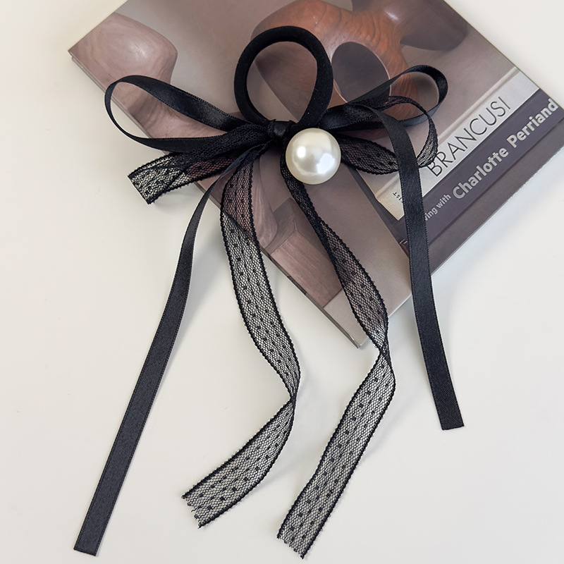 Gumka z Kokardką i Perłami