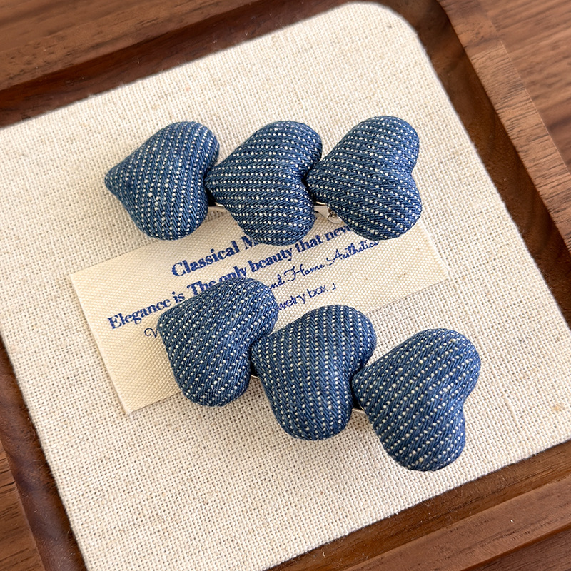 Agraf de Păr cu Inimă Denim Albastru