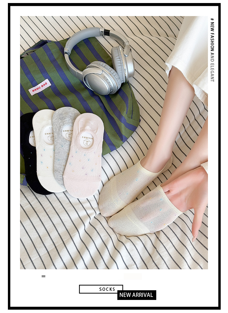 ถุงเท้าไม่มีขอบสตรี